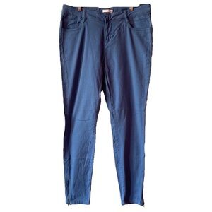 French Blue Legging Pants 🤍🌾